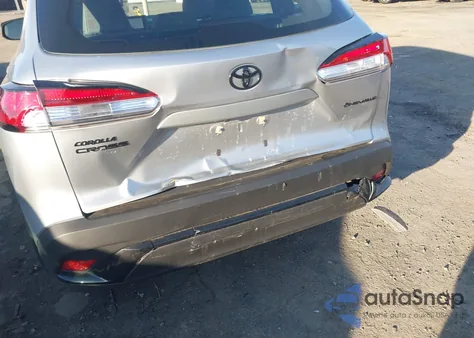 2025 Toyota Corolla Cross Hybrid S z USA, uszkodzony, nr VIN 7MUFBABG9SV073846